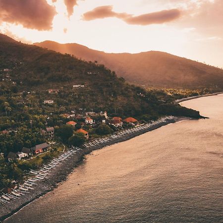 Villa Sky Dancer - Bali Amed Eksteriør billede