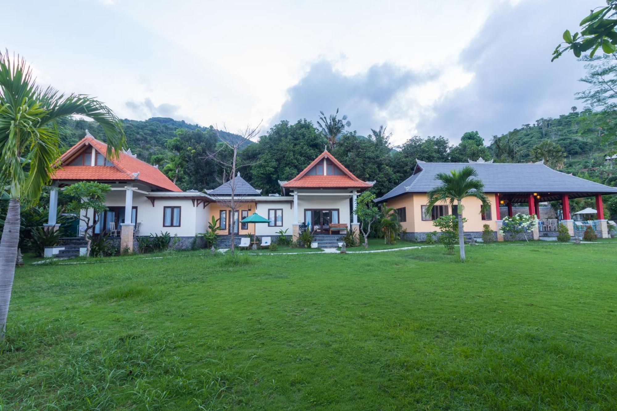 Villa Sky Dancer - Bali Amed Eksteriør billede